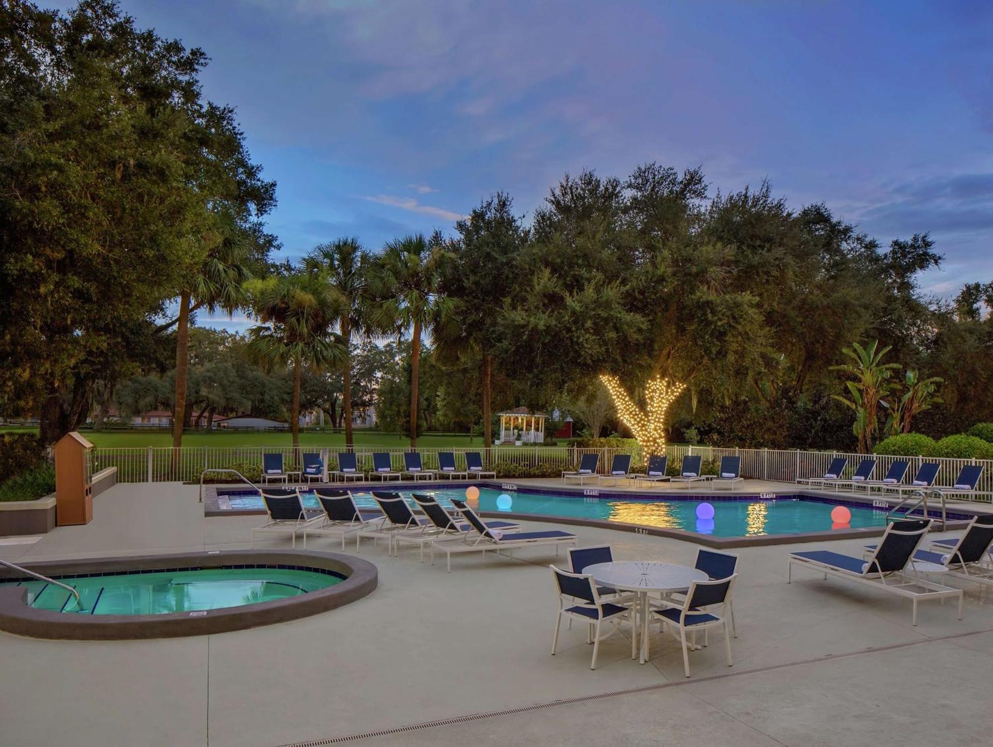 Hilton Ocala Hotel Exterior photo